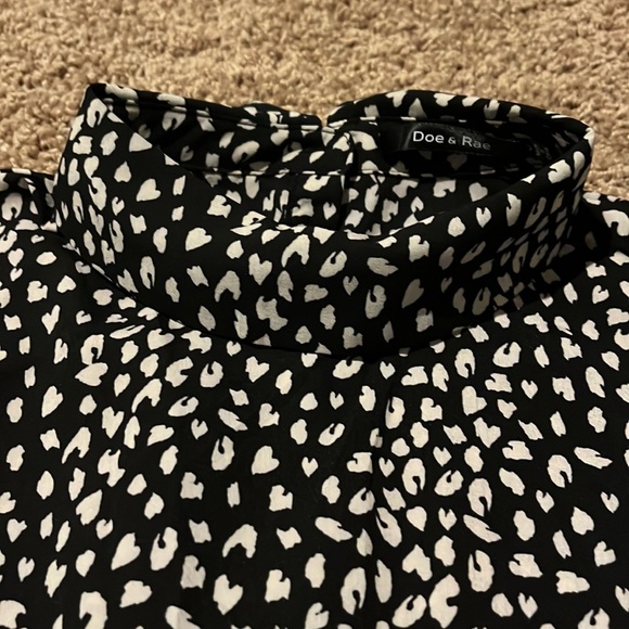 Doe & Rae Top - Picture 3 of 4